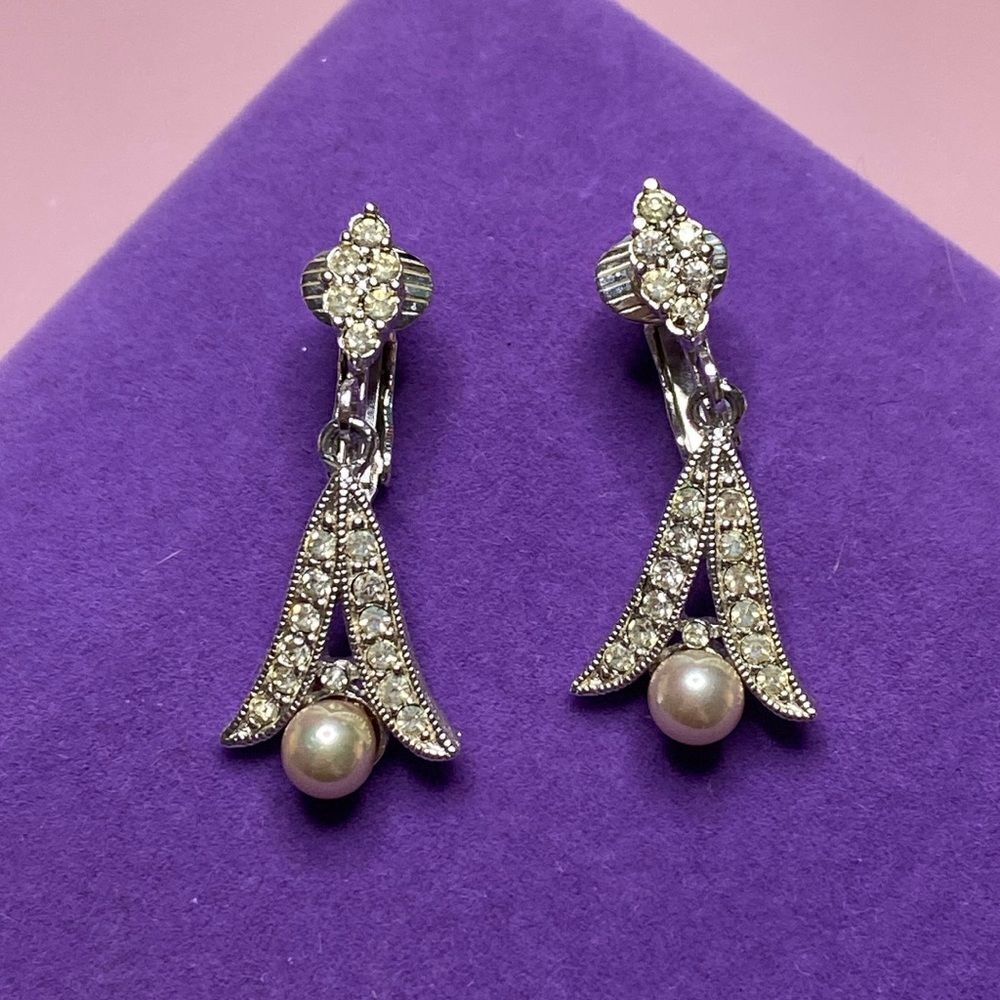 💛 Vintage Silver Art Deco Crystal & Faux Pearl Drop Clip On Earrings